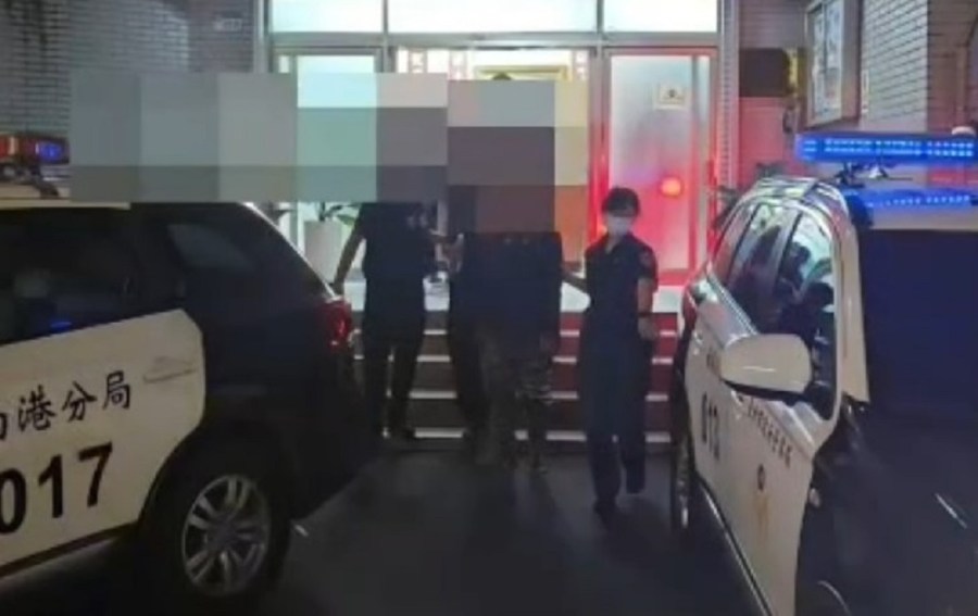 假觀光真打工　廂型車擠滿逾期移工警逮5人 245