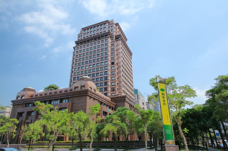 中信金控投入鯨豚保育調研 國泰人壽推企業員工優惠房貸 212 cnews204230901a25