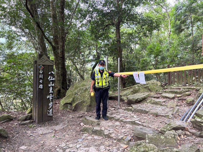 中颱海葵來勢洶洶 和平警勸離山區遊客盡速下山 57 S 27729958 0 | 生活 生活 記者爆料網