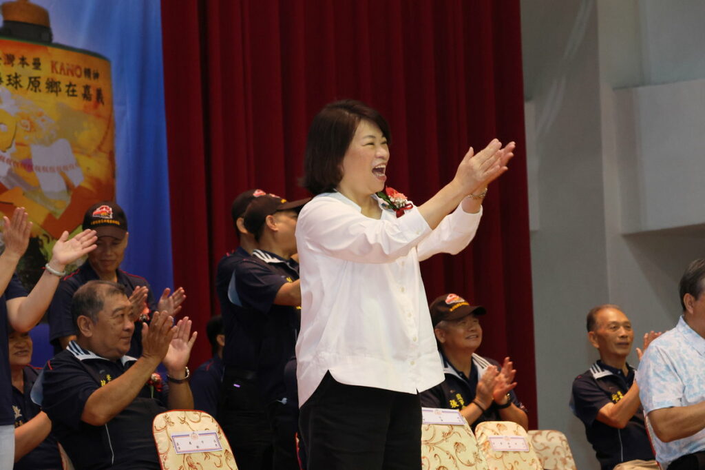 市長為選手歡呼