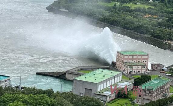 海葵颱風帶來豐沛雨量 桃園石門水庫進行調節性放水