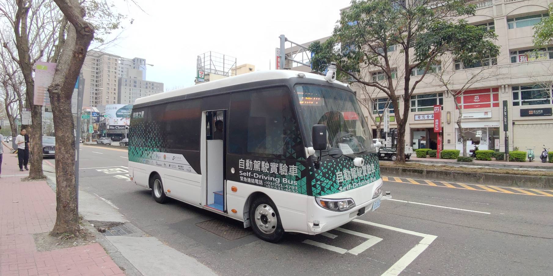 竹縣自駕電動巴士新里程碑　啟動載客服務驗證