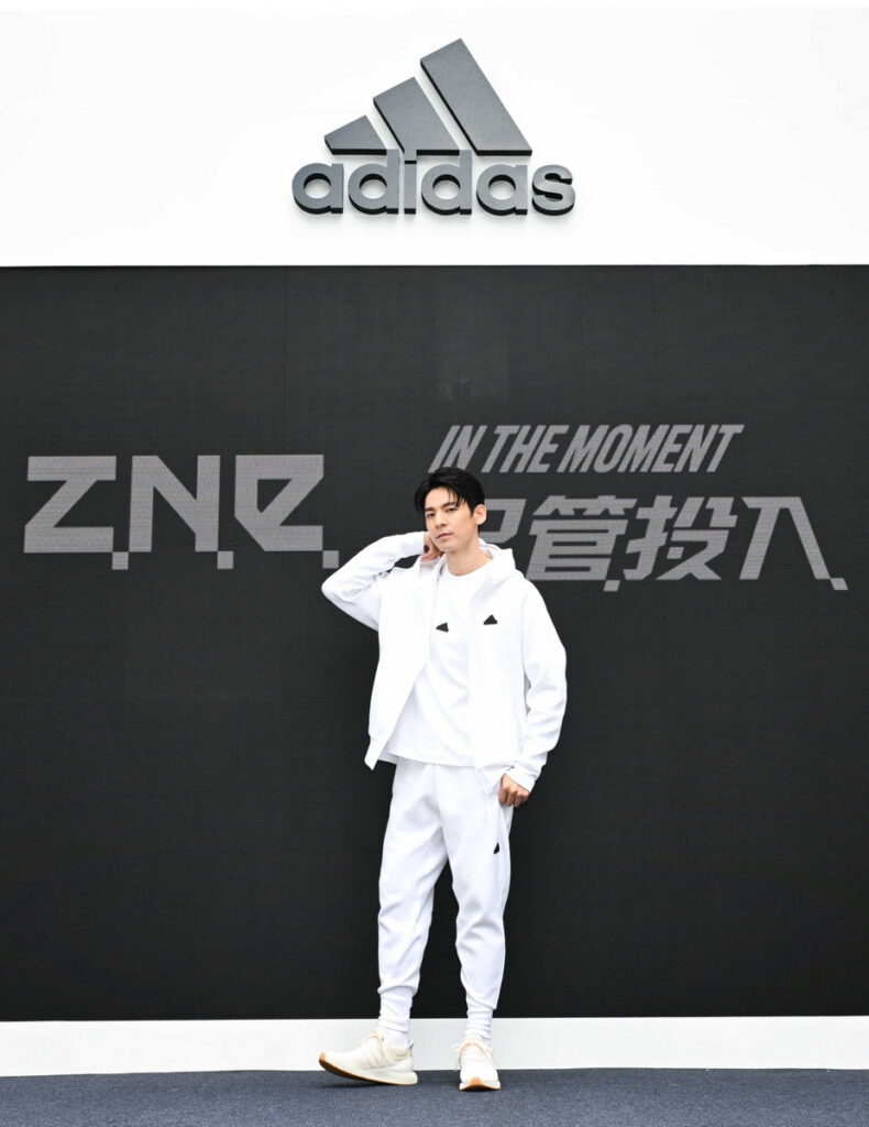 .林柏宏總是不斷挑戰各種角色,每次在吸收劇本、建構角色時,Z.N.E.系列總能幫助他一秒進入狀態!