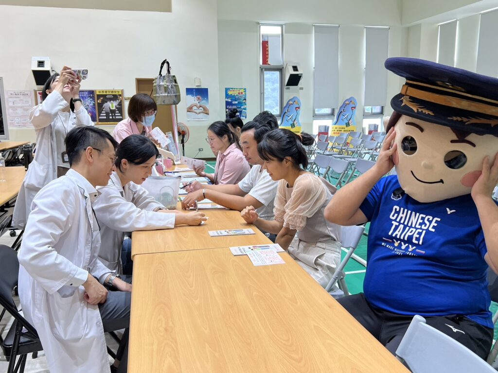 112年社區治安會議,主題為「識詐防詐、拒絕賄選、『士』在必行」