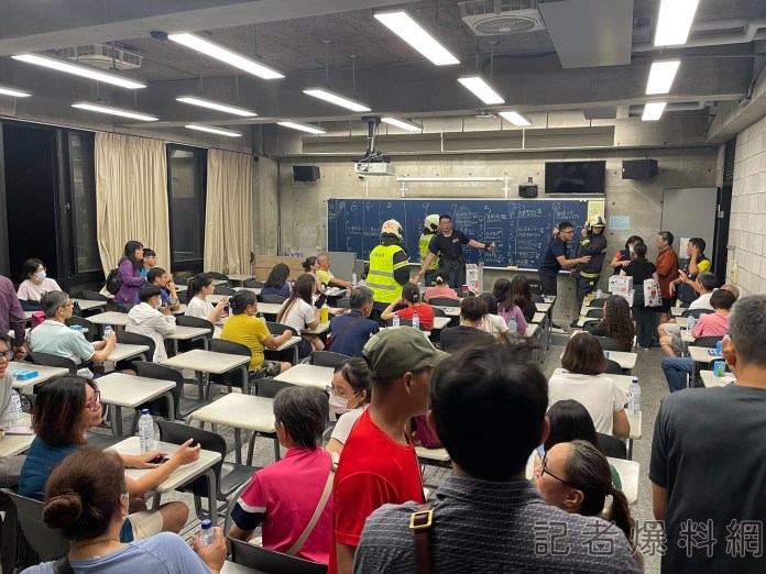 疑施工不慎!北市中山區大直街民宅傾斜「恐塌」 25戶百人急撤離 59 台北市中山區大直街民宅傾斜 25戶撤離