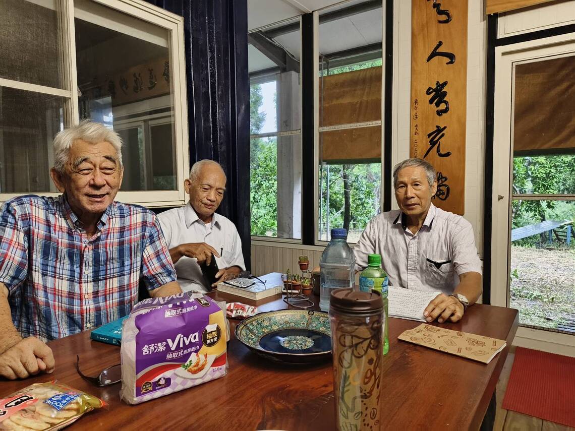 屏東市黃老師讀書會-話說「重」頭 勤讀不懈
