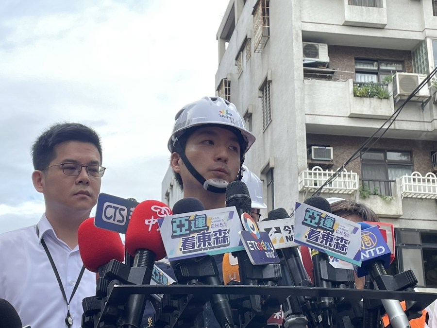 對基泰建設提假扣押 蔣萬安撂狠話:未負責休想動北市案子 212 蔣萬安三度視察大直受災區域。(方炳超攝)