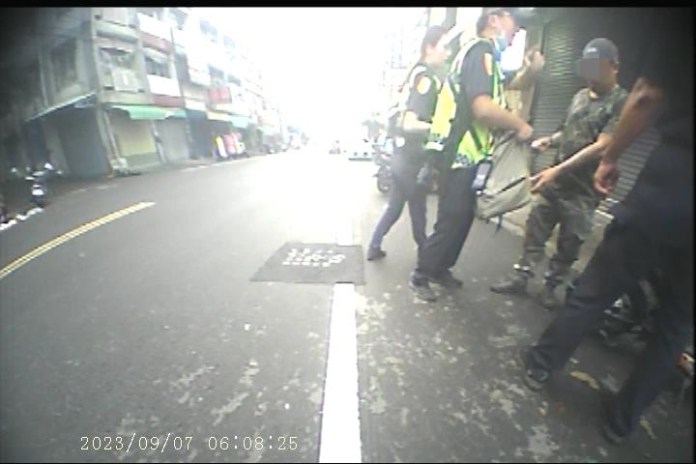 失聯移工遇盤查落跑 遭年輕女警壓制上銬 64 9E5C3142 B89A 45BA 8B8B E25062B6D60D | 社會 社會 記者爆料網