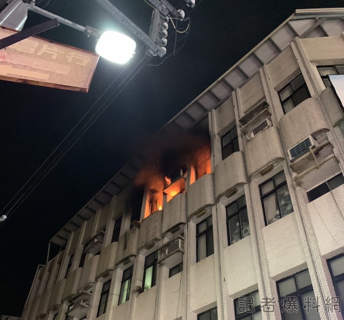 屏東潮州驚傳民宅氣爆火警 88歲屋主獲救 兒陳屍四樓 59 BCC616FE AA58 4DFF 81F1 9CE1246C9274 | 社會 社會 記者爆料網