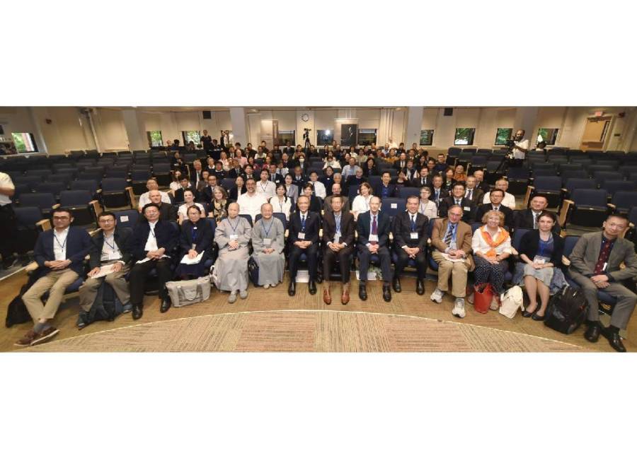 證嚴的思想在哈佛 共善學思會十二篇論文三大面向探討上人 254 以「證嚴上人的思想與實踐」為主題,第九屆共善學思會,在美國哈佛大學開幕