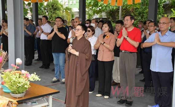 雲林七月教孝月平安月　張麗善率警察同仁祈福