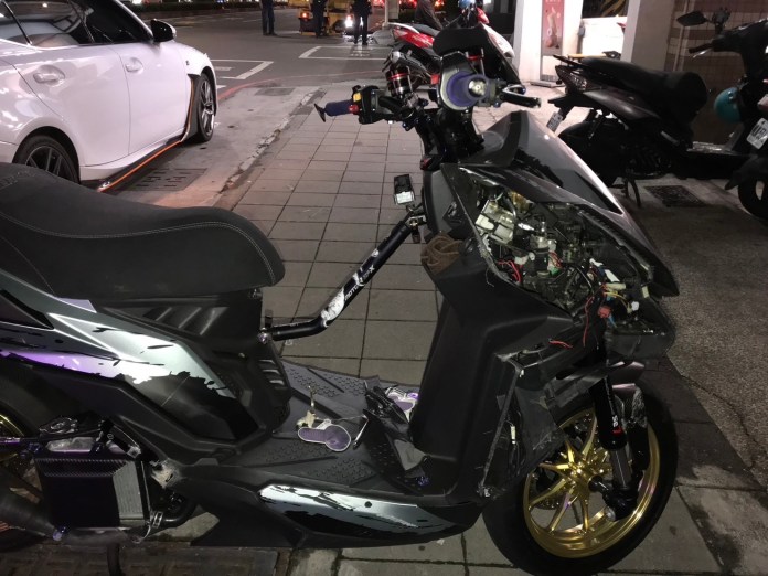 轎車右轉機車煞不住追撞 騎士顱內出血送醫不治 67 EB824895 6749 470A 8466 D2B26B7D442B | 社會 社會 記者爆料網