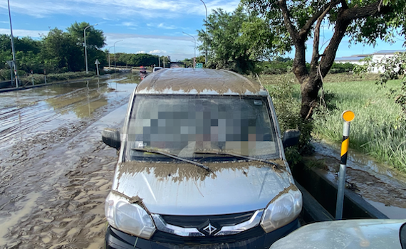 暴雨襲擊永欽橋淹水車子滅頂2人亡　11日清晨被發現