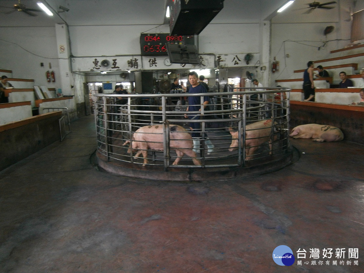 彰縣肉品市場遭駭威脅支付比特幣 導致市埸休市一天無肉可賣(資料照片)