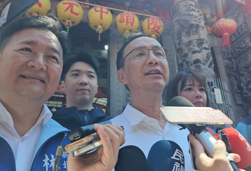 對於高虹安近日爭議纏身,朱立倫12日表示,高市長跟團隊要趕快釐清相關事項。中央社