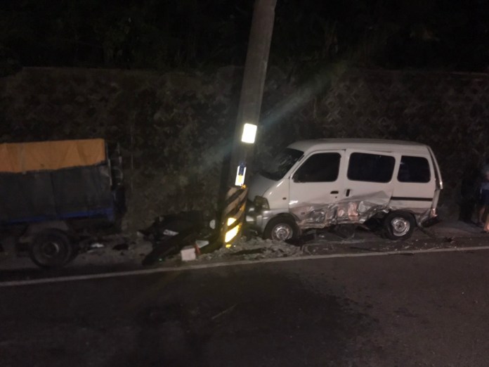 路況不熟?! 23歲男載友高速自撞路邊3汽機車 72 3948474F 3570 47DD 8E6E 79A1BEB3D7B0 | 社會 社會 記者爆料網