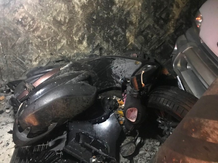 路況不熟?! 23歲男載友高速自撞路邊3汽機車 75 7BE4B41A D280 439F 8C5F FE9856A635FB | 社會 社會 記者爆料網