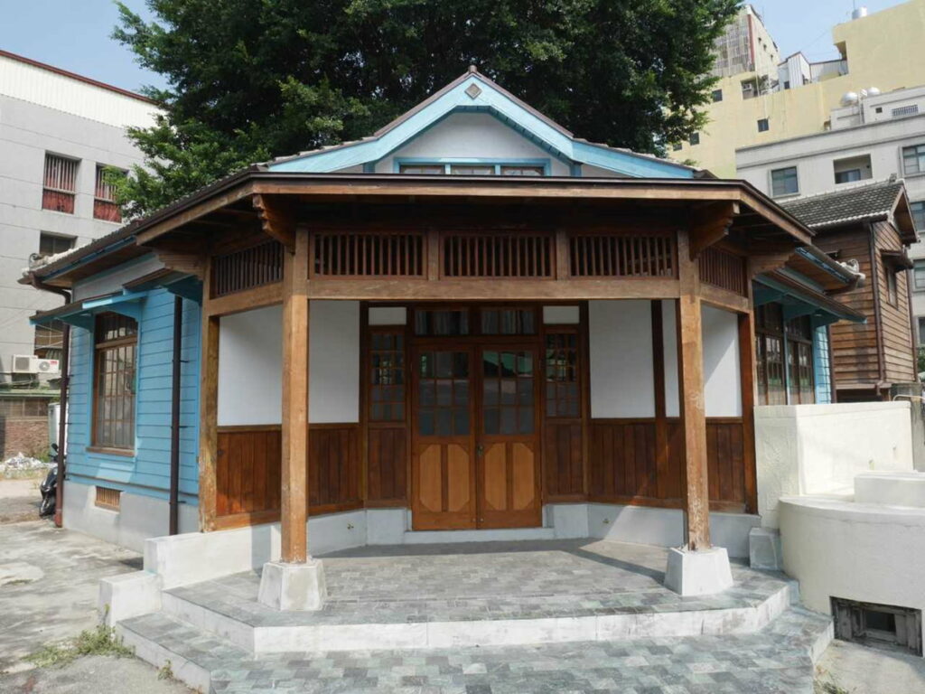 東門派出所