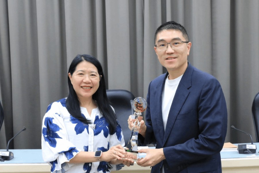 基市府推全民國防教育獲評優良 辦中小學金融職業體驗成功名額秒殺 195 照片來源:基隆市政府教育處