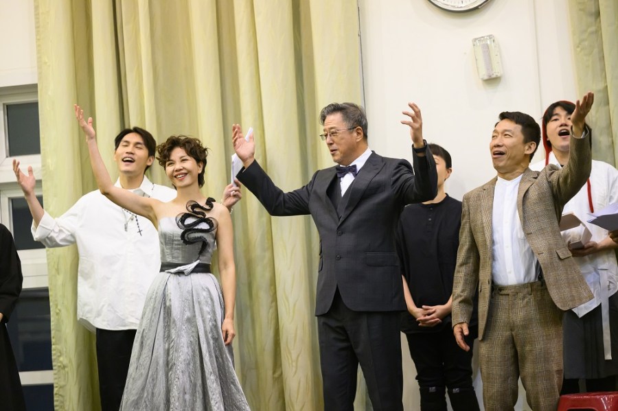 謝謝大家收看 郭子乾炫技于子育分飾六角王偉忠最後一次演出 189 cnews204230912a08