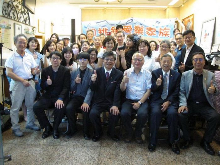 雄中校友關懷烏克蘭戰地人民 以音樂傳遞愛與恩典