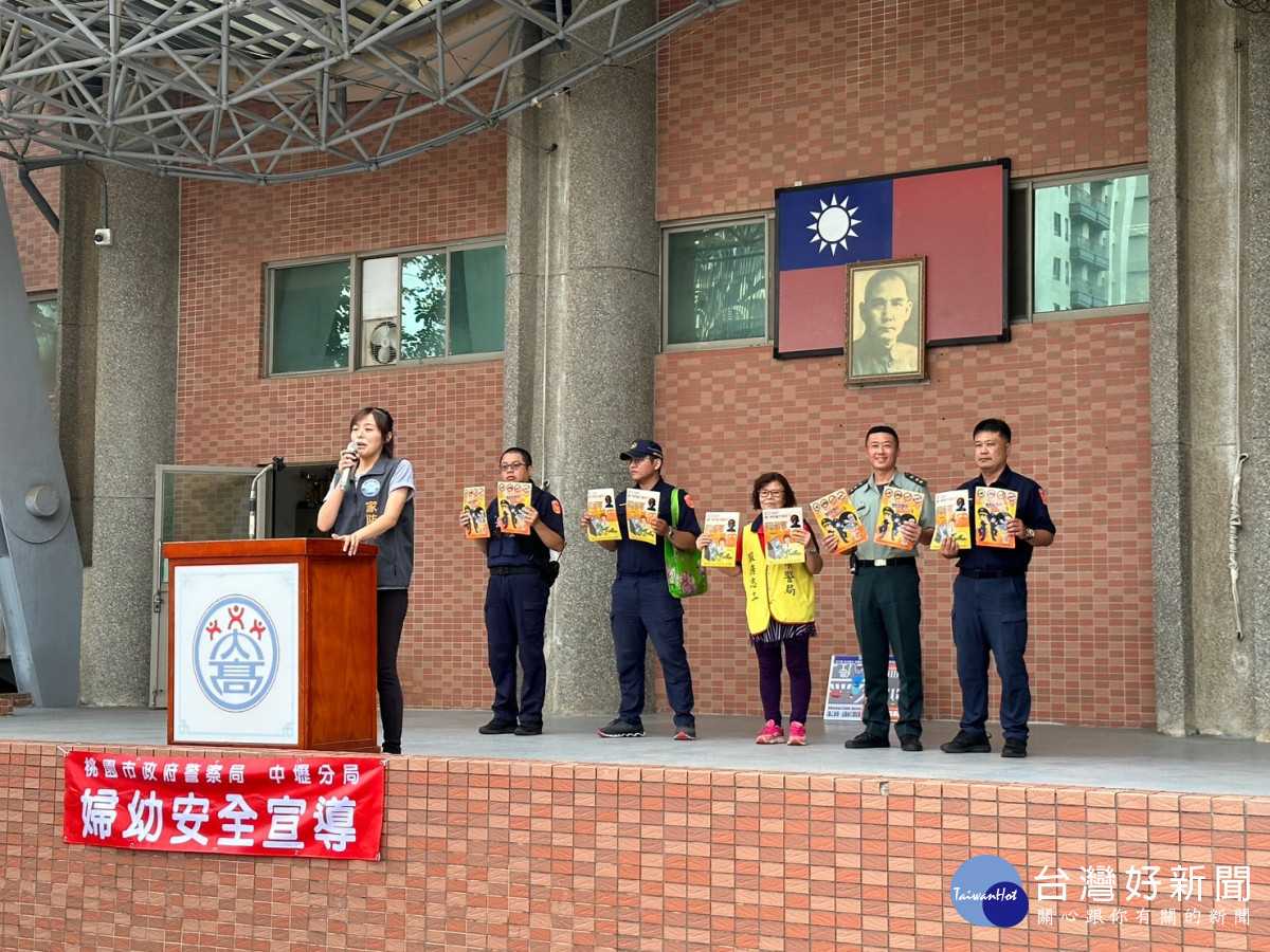 中壢分局推動「社區警政再出發」,深入校園進行婦幼安全、交通安全及識別詐欺的犯罪預防宣導。<br /><br />