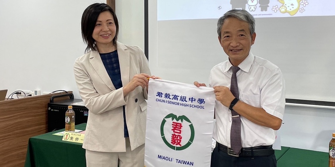 君毅高中展現外語學習成效 相撲機器人促進台日交流