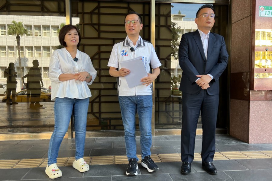 巴西蛋標示不實　羅智強等藍營告發農業部等詐欺瀆職 237