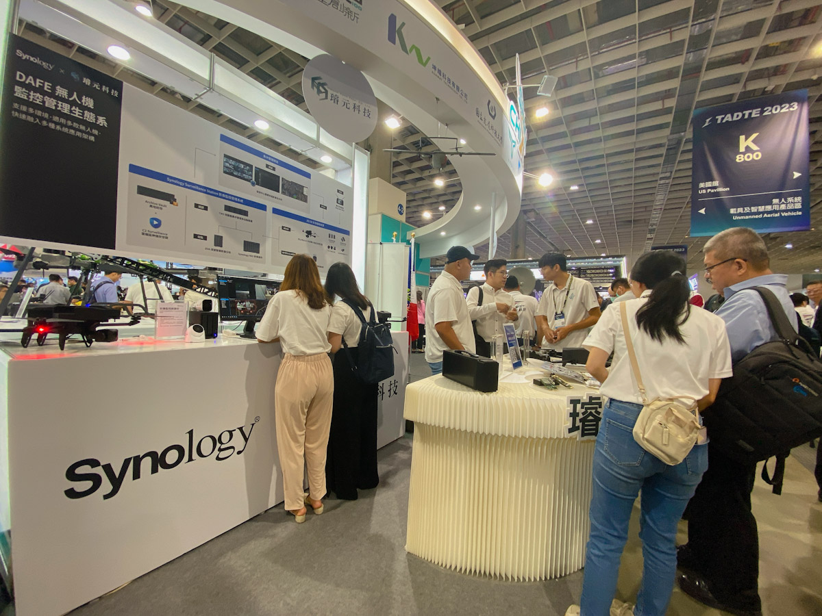 Synology 參與 2023 台北國際航太暨國防工業展覽會,與璿元科技共同展示最新無人機操控與監控解決方案