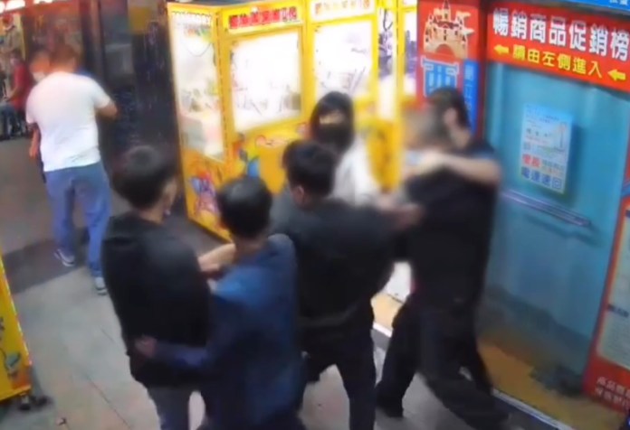 (投資KTV爆衝突片)投資KTV帳目不清 股東要求查帳竟遭圍毆 68 | 社會 社會 記者爆料網