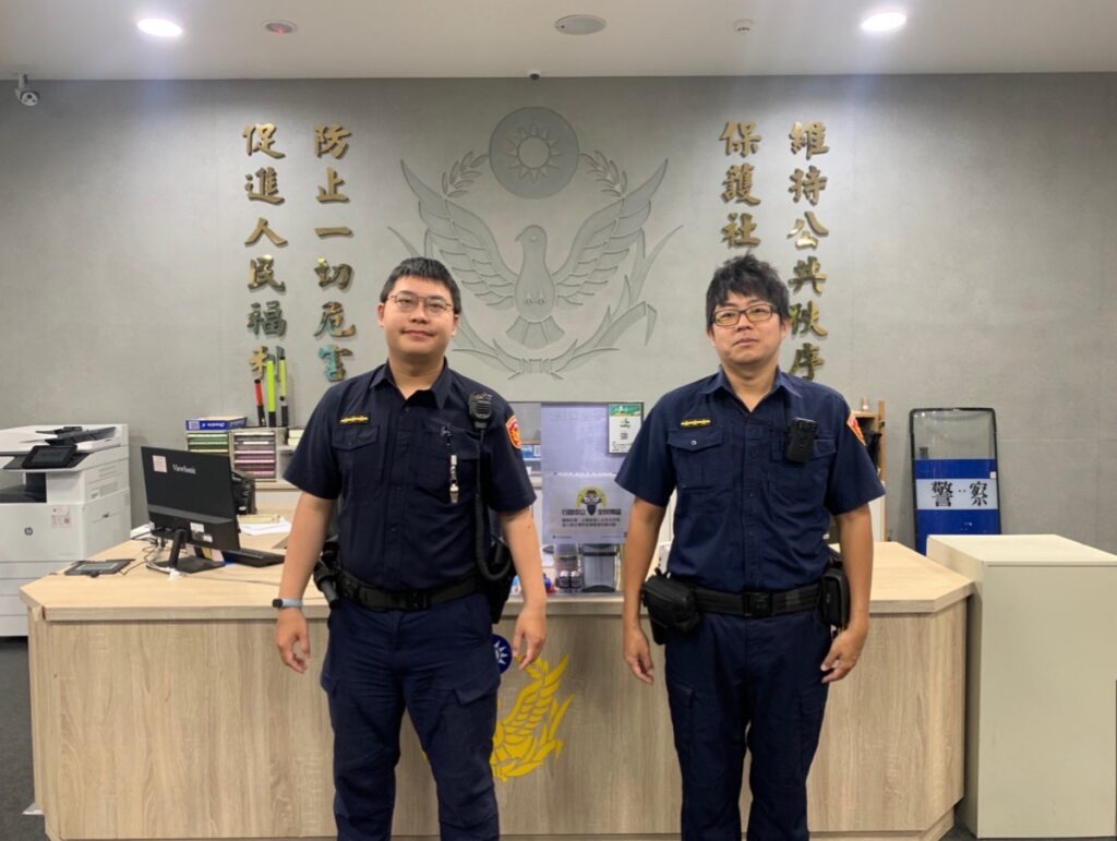 士林分局社子派出所警員張勛浩、江權裕