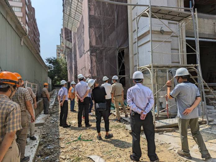 興富發建案獲准復工 中市都發局:完成賠償才發使照 72 興富發。記者爆料網