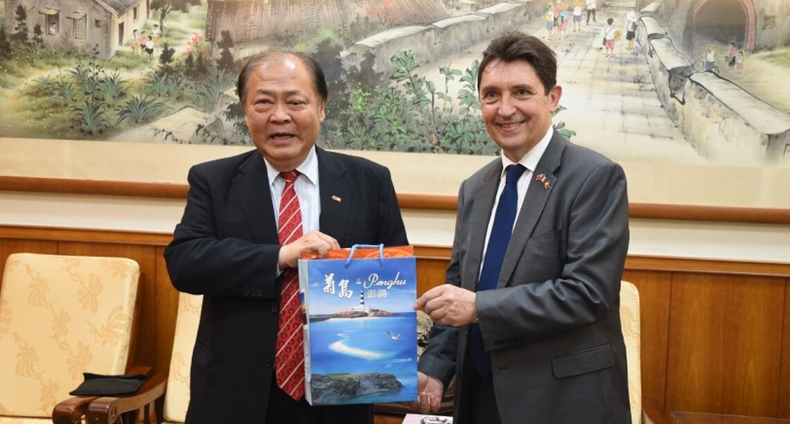 法國參議院外交暨國防委員會副主席卡迪克蒞澎 陳光復感謝以實際行動挺臺灣