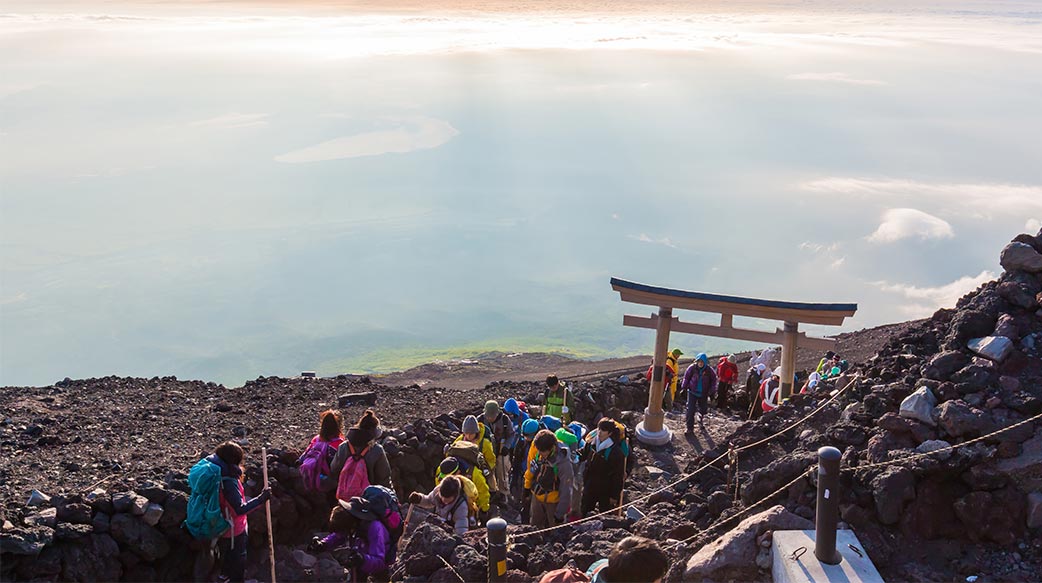 徒步旅行 火山 登山者 火山 目的地 火山 最高 背包 早晨 頂部 山 線索 旅遊 日本 遺產 壯觀 冒險 首腦會議 路線 彈坑 視圖 極端 成功 安裝 日本 戶外 人群 遊客 cloudscape的 高 活動 高峰 雲 人 徒步旅行 天空 日出 徒步旅行 男人 登山 小屋 坡 攀登 組 夏天 旅遊