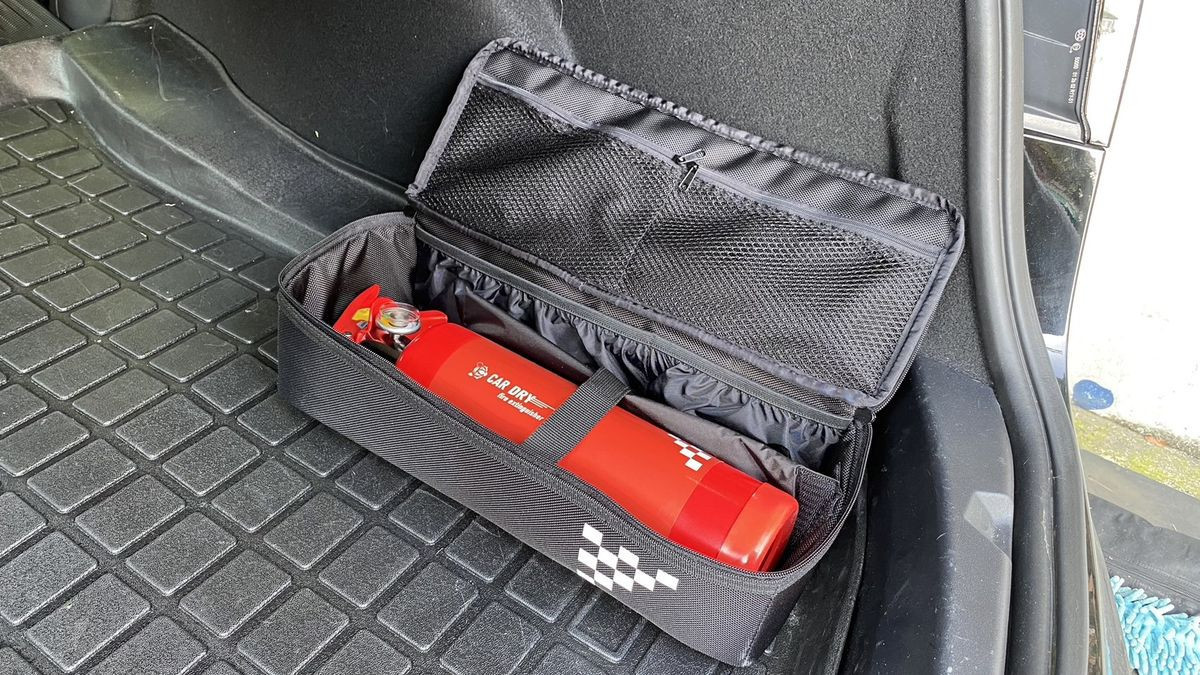 3P車用滅火器。