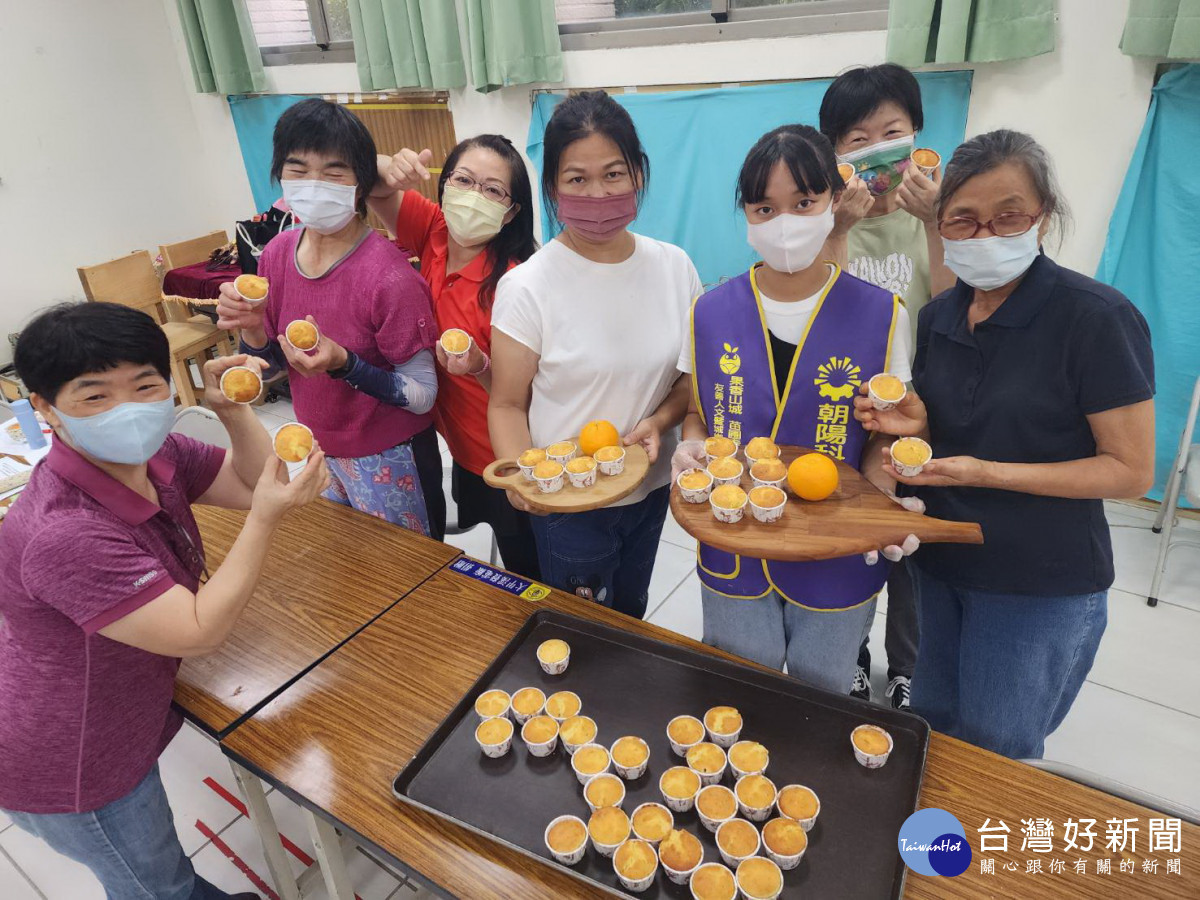 朝陽辦青銀共學。林重鎣