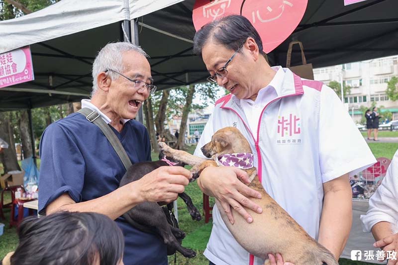 天下雜誌進行縣市首長施政滿意度調查,桃園市長張善政在六都居其三。圖/引自張善政臉書