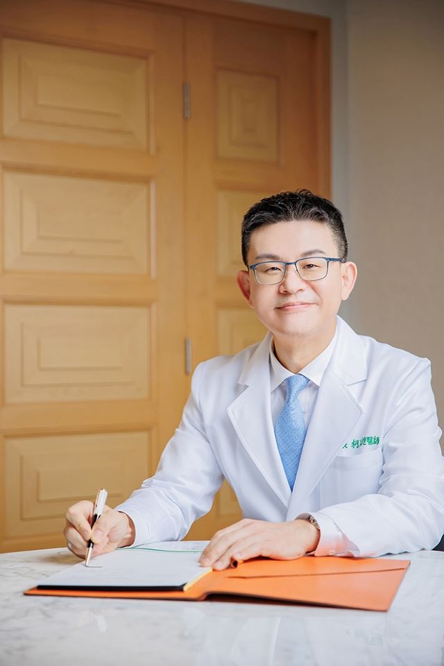 安法診所副院長柯威旭(安法診所提供).jpg
