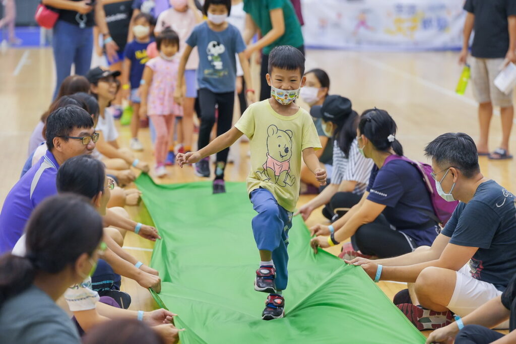 親子運動嘉年華舉辦精選熱門課程親子律動