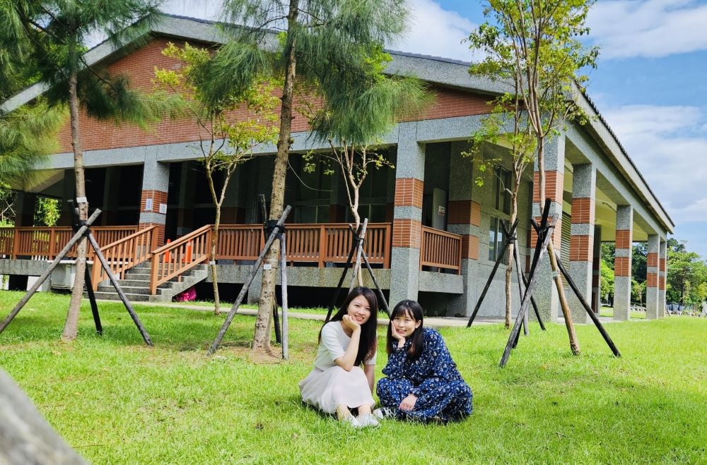 《圖說》隱身在中山溫泉公園內的這棟日式建築 原來「它」是一座地下化礫間淨化設施。〈水利局提供〉