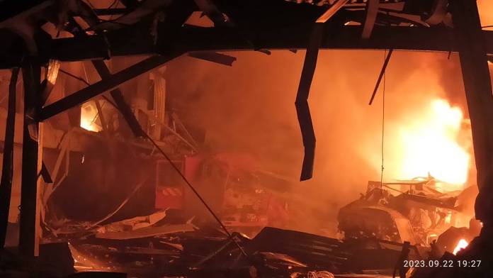 屏東高球設備廠爆炸 現場再傳「二度爆炸」場內仍有人受困 54 346415 | 社會 社會 記者爆料網
