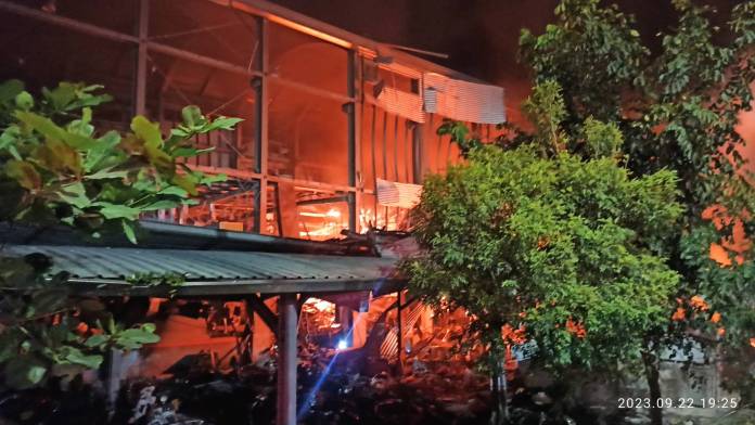 屏東高球設備廠爆炸 現場再傳「二度爆炸」場內仍有人受困 55 346416 | 社會 社會 記者爆料網