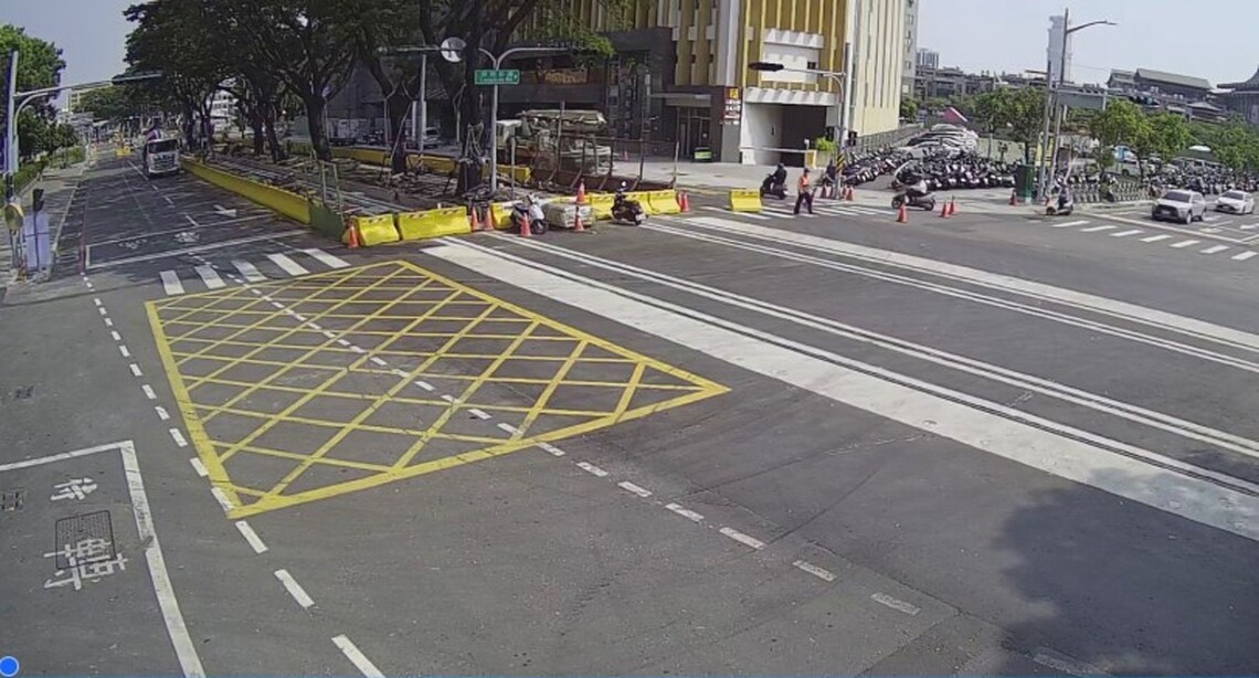 因應輕軌年底成圓  大順路段各路口預計10月下旬全數開通