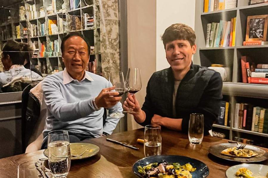 科技人脈大發威!郭台銘邀ChatGPT之父奧特曼來台分享 同場還有這兩位AI大師 312 郭台銘和山姆晚餐資料照