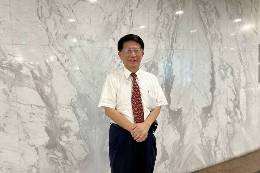 【謝敏捷專訪2-2】郭台銘無黨無派 是改變台灣「民主失靈」關鍵人物 206 【謝敏捷專訪2-2】郭台銘無黨無派 是改變台灣「民主失靈」關鍵人物 205