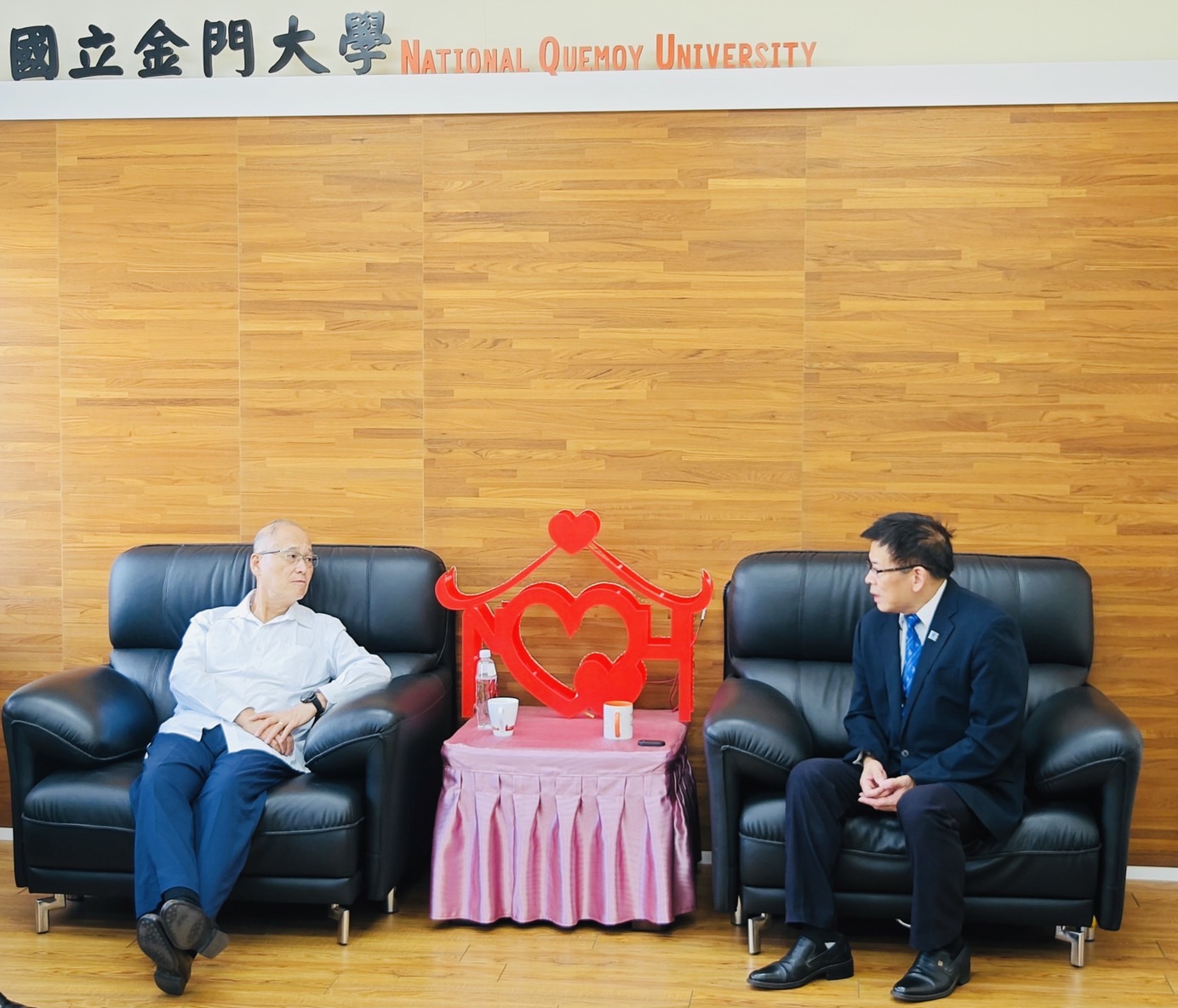 ▲李大維董事長,今(25)日前往金門拜訪金門大學,由金門大學陳建民校長接待,二人就國際外交工作進行討論。(圖/海基會提供)