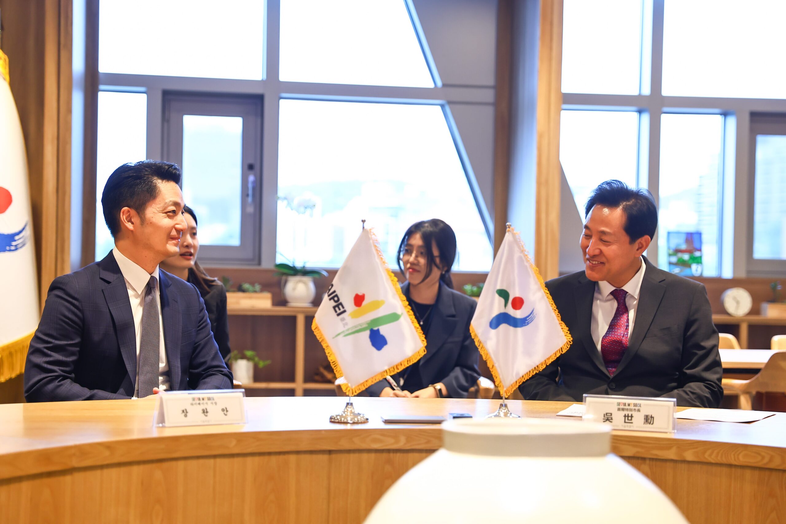 蔣萬安拜會首爾市長吳世勳 雙方見證臺北-首爾簽署青年事務合作備忘錄