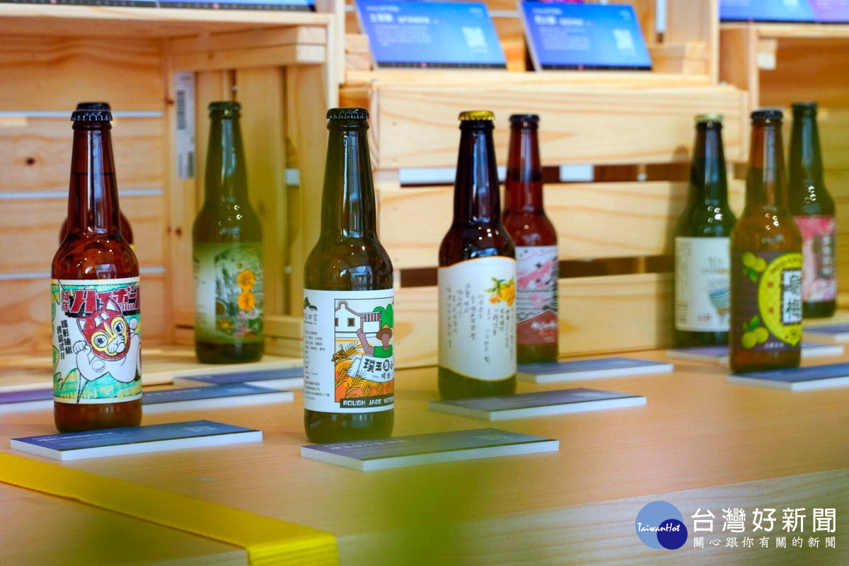 「串客派對」文創駐村品牌-串客小賣所,蒐羅台灣各地包裝及風味均獨特的啤酒品牌。