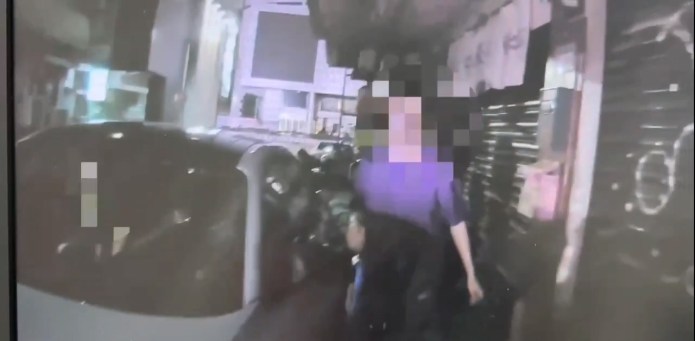 代駕白找了!覺得他停得不夠好 酒醉男親自上陣被抓包 58 8c4d6bbc 2594 402f 840a a52dc4ab63e5.mp4 20230926 192928.408 | 社會 社會 記者爆料網