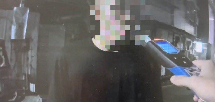 代駕白找了!覺得他停得不夠好 酒醉男親自上陣被抓包 57 e2f30678 5b7b 4e7b 8424 5a0516f0d76b.mp4 20230926 193002.843 | 社會 社會 記者爆料網